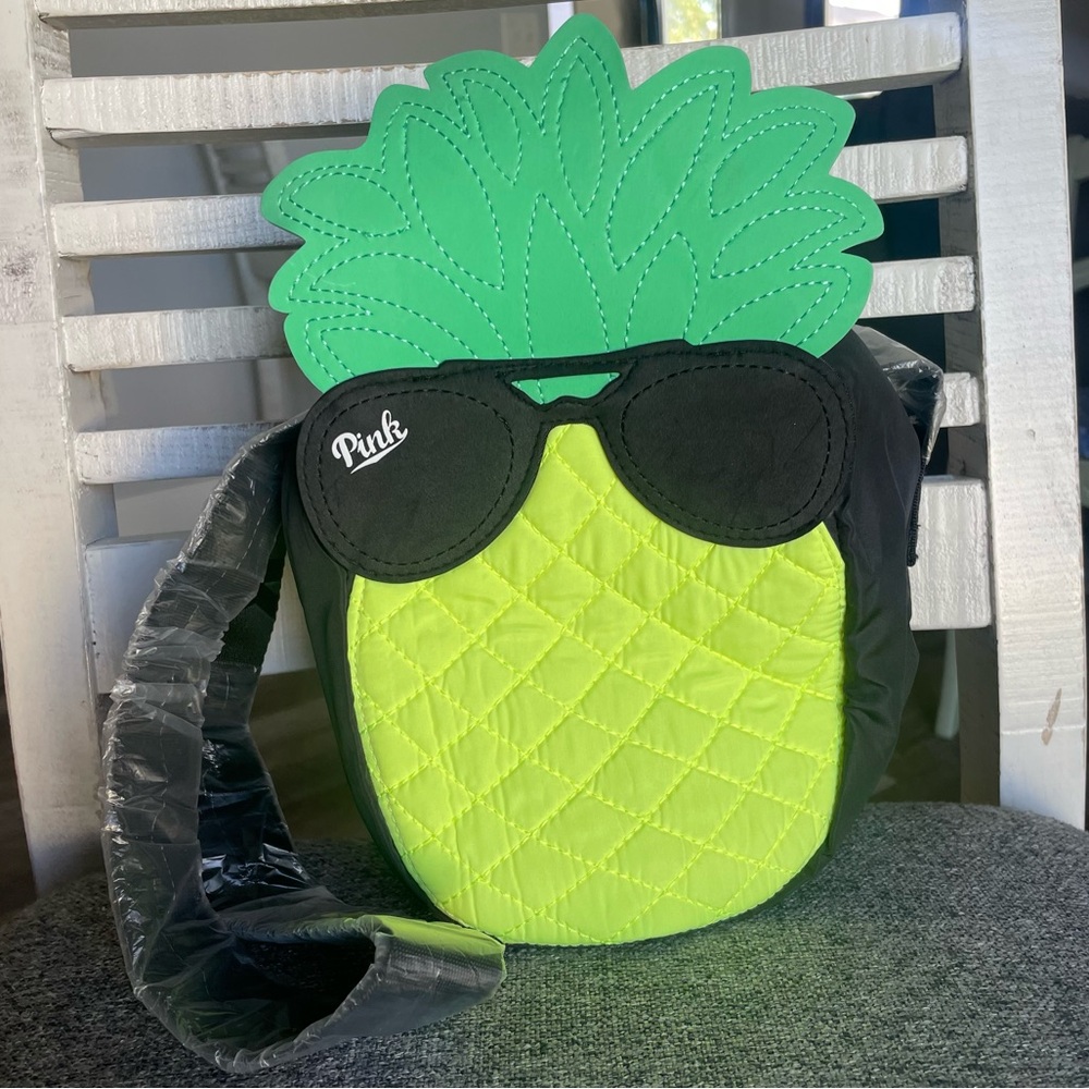 Victoria’s Secret PINK Pineapple shaped Cooler bag! Crossbody strap lunch bag